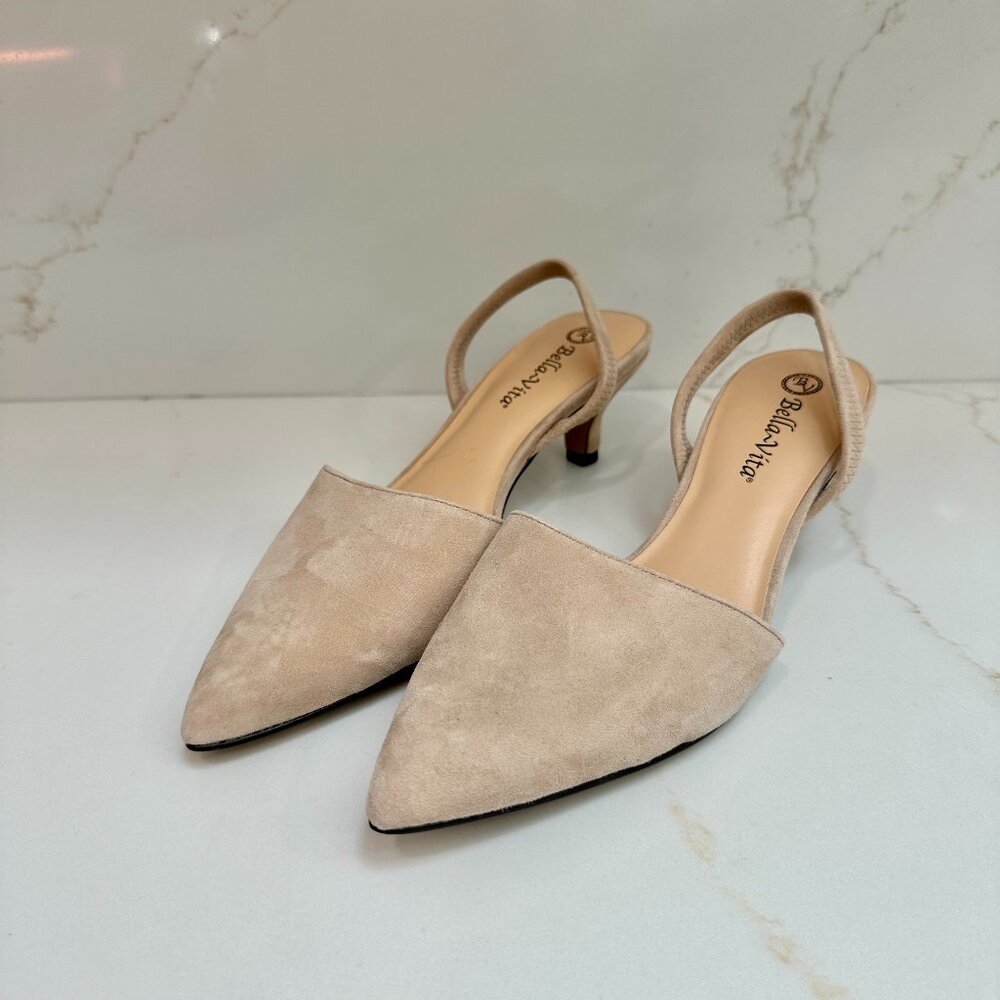 Bella Vita kitten heel sling back suede shoes - size 8WW